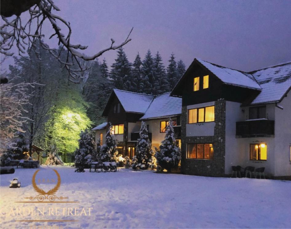布朗 Garden Retreat (Adults Only)酒店 外观 照片